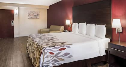 Red Roof Inn Tupelo
