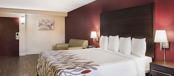 Red Roof Inn Tupelo