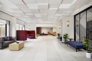 Sitting area in hotel lobby at Hyatt Regency Boston/Cambridge