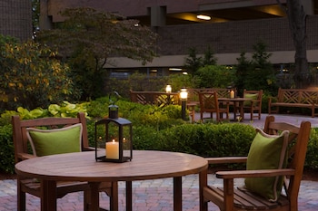 Courtyard at Hyatt Regency Boston/Cambridge