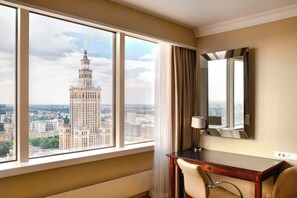 Pillowtop beds, minibar, in-room safe, desk