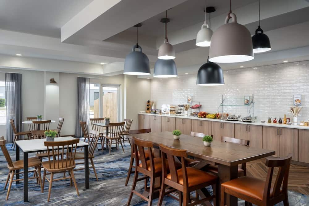 Fairfield Inn and Suites by Marriott Austin South