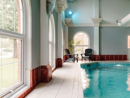 Una piscina techada