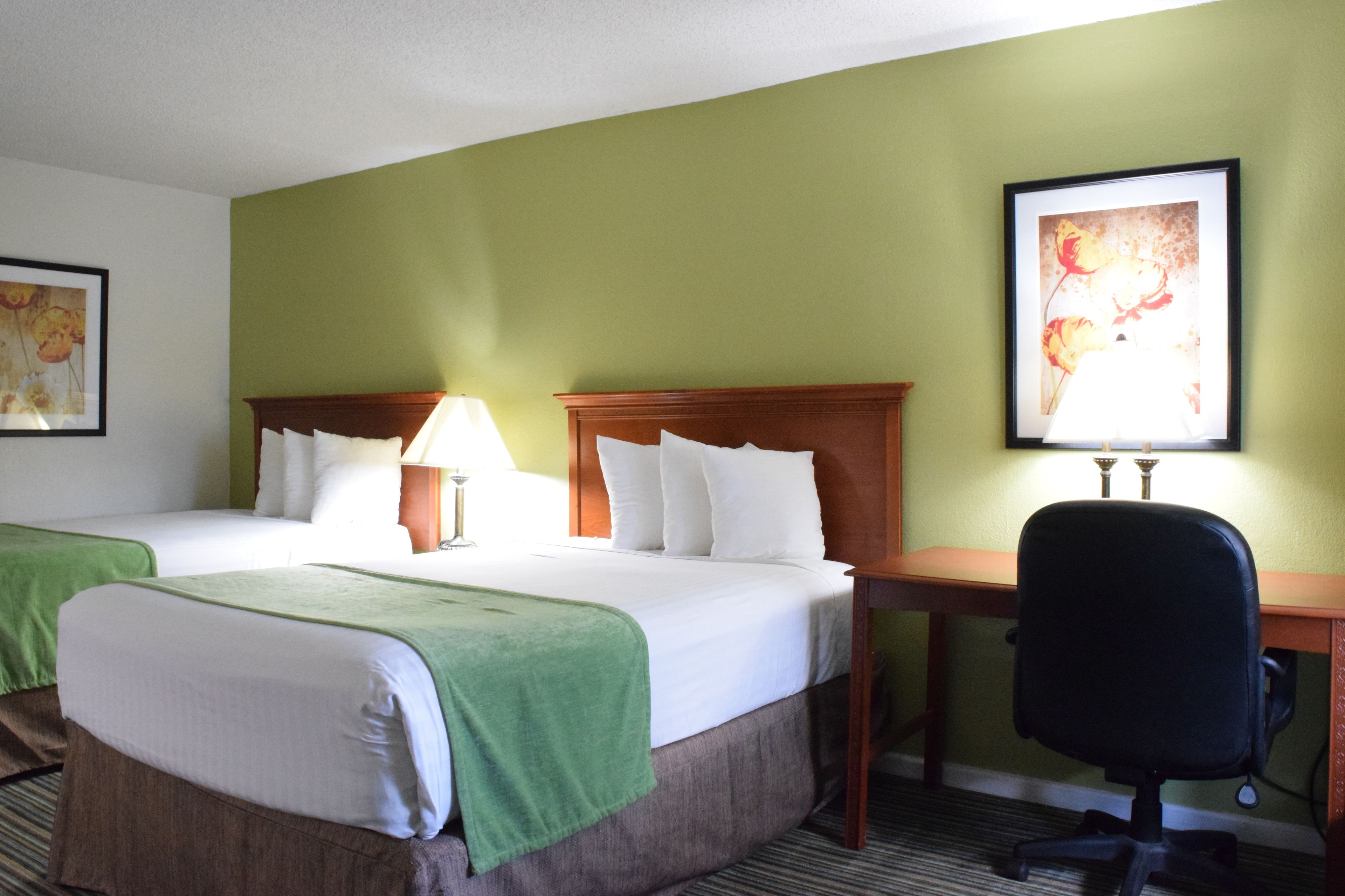 Photo - Ramada by Wyndham Savannah Gateway
