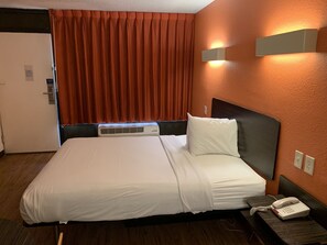 Desk, laptop workspace, free WiFi, bed sheets