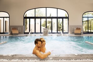 Espace de soins pour les couples, sauna, bain à remous, hammam, hammam