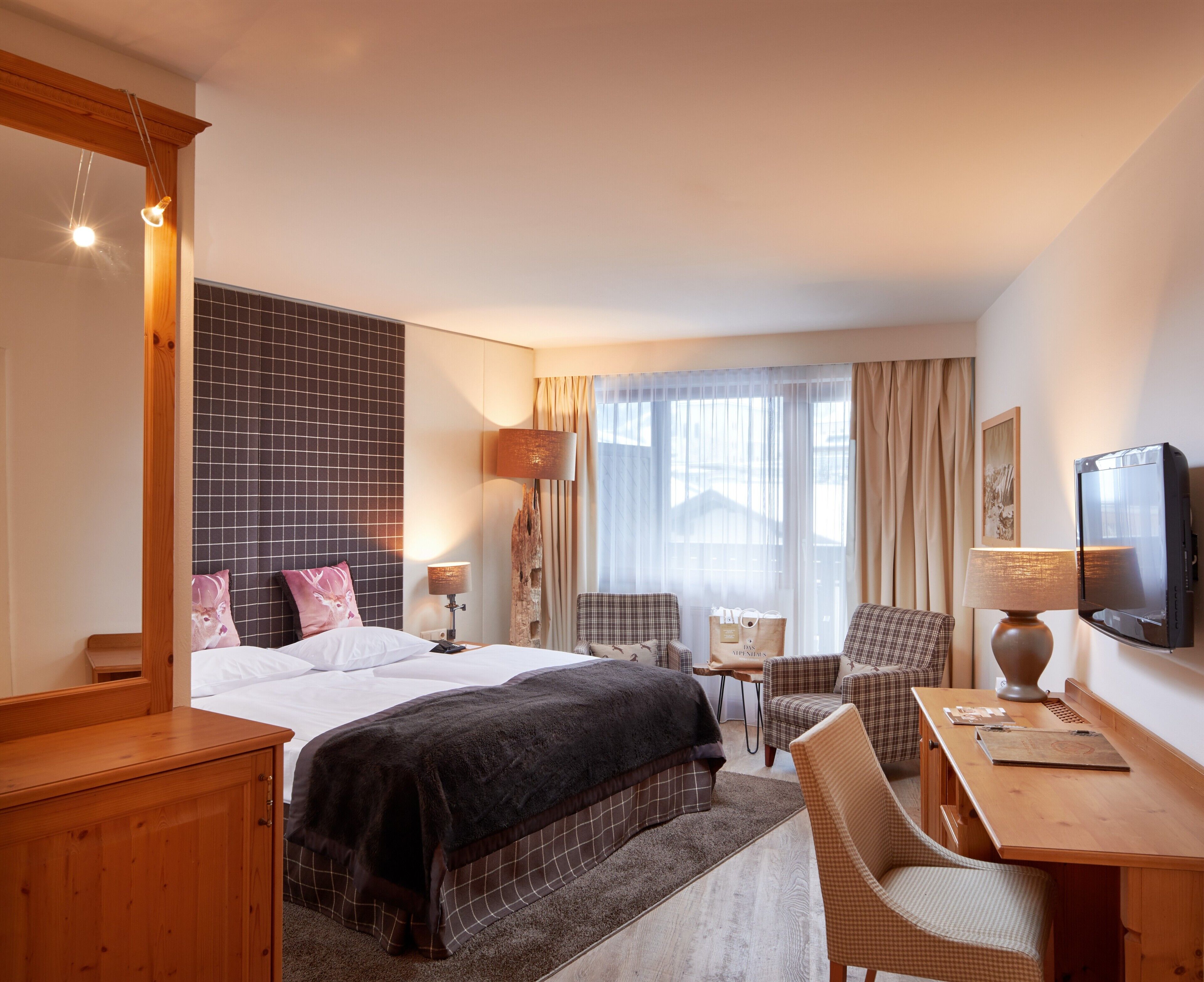 Hypo-allergenic bedding, minibar, in-room safe, individually decorated