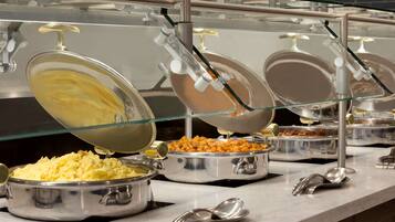 Desayuno buffet incluido todos los días