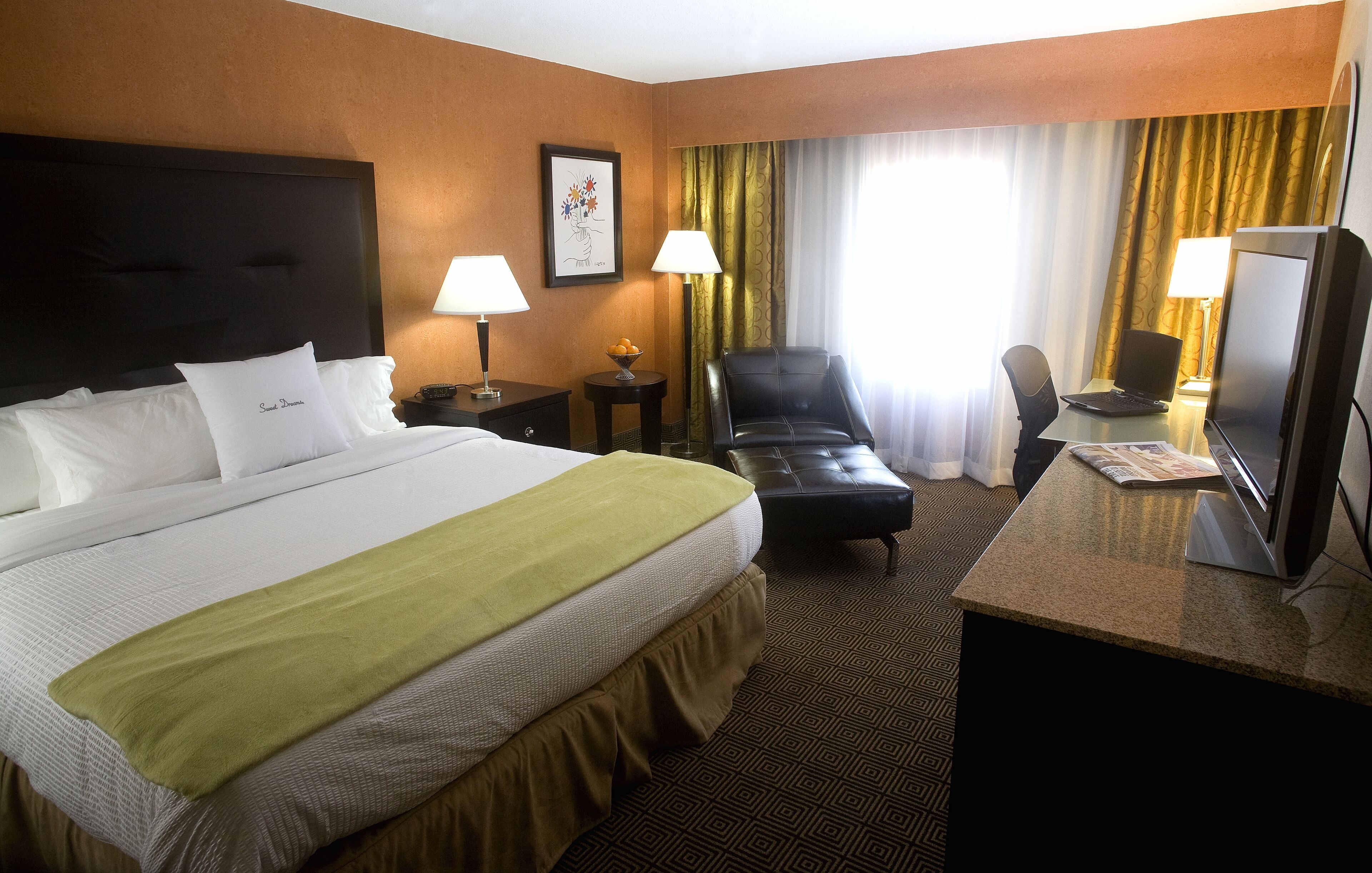 1 bedroom, premium bedding, down duvets, pillow-top beds