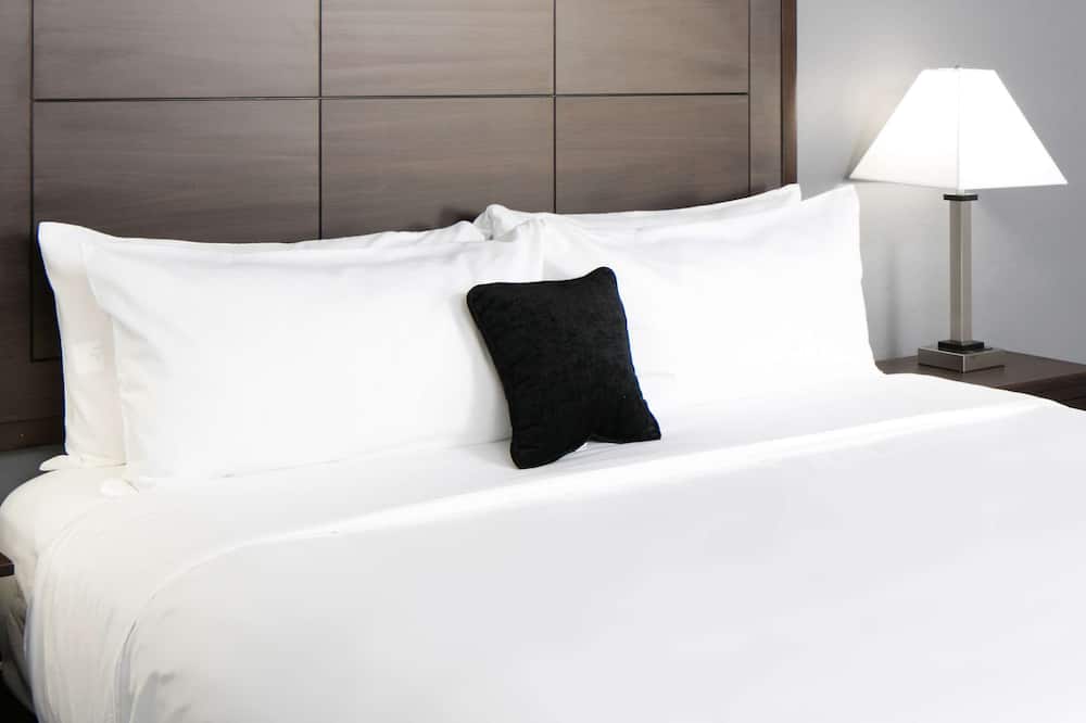 Red Lion Inn & Suites Everett