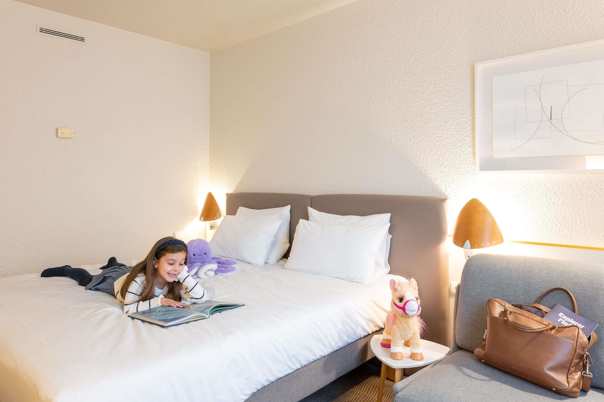 Standaard kamer | Luxe beddengoed, een bureau, een laptopwerkplek