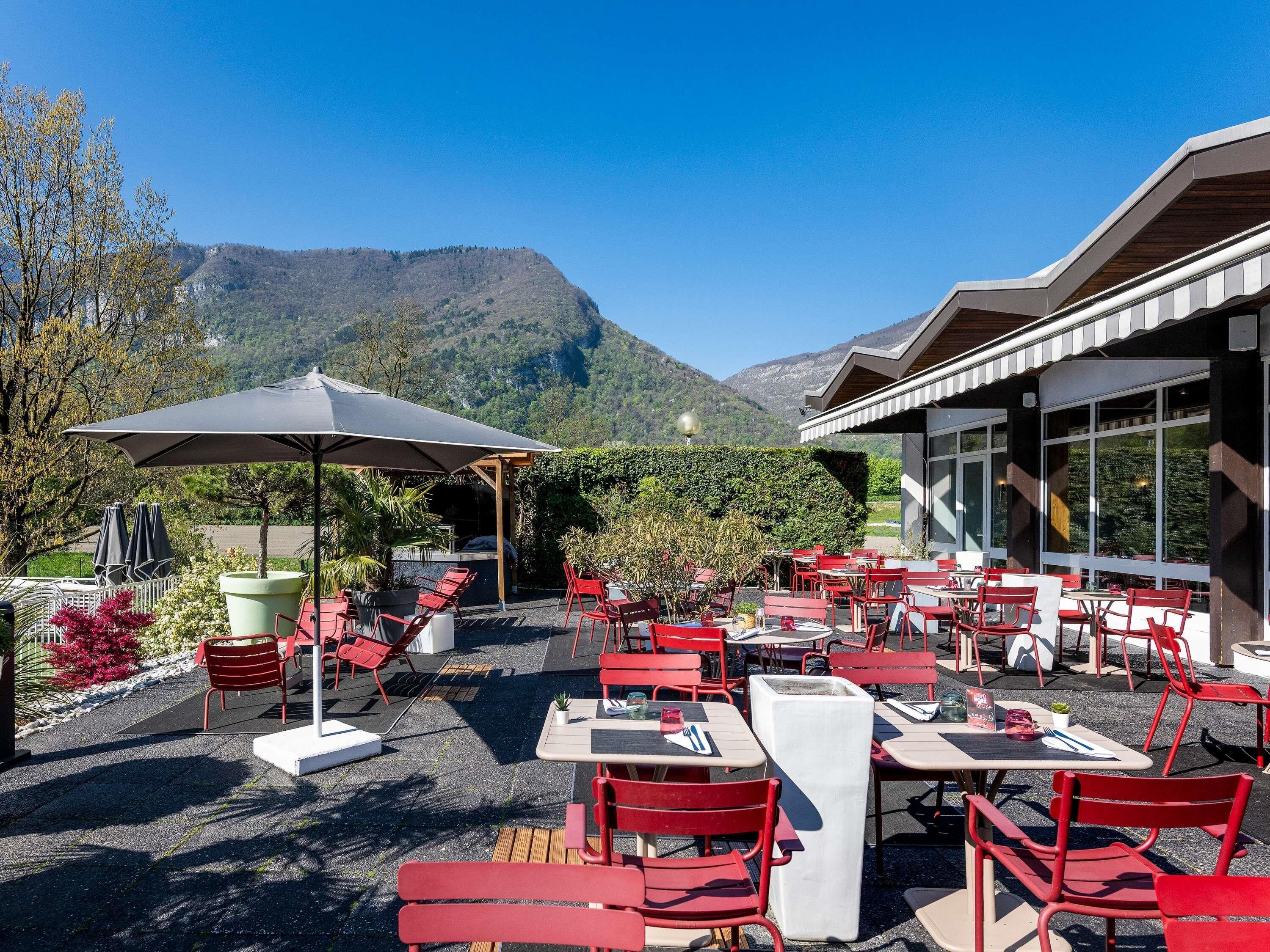 Der serveres morgenmad, frokost, aftensmad og franske retter 