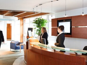 Exterior - Novotel Grenoble Nord Voreppe (Voreppe)