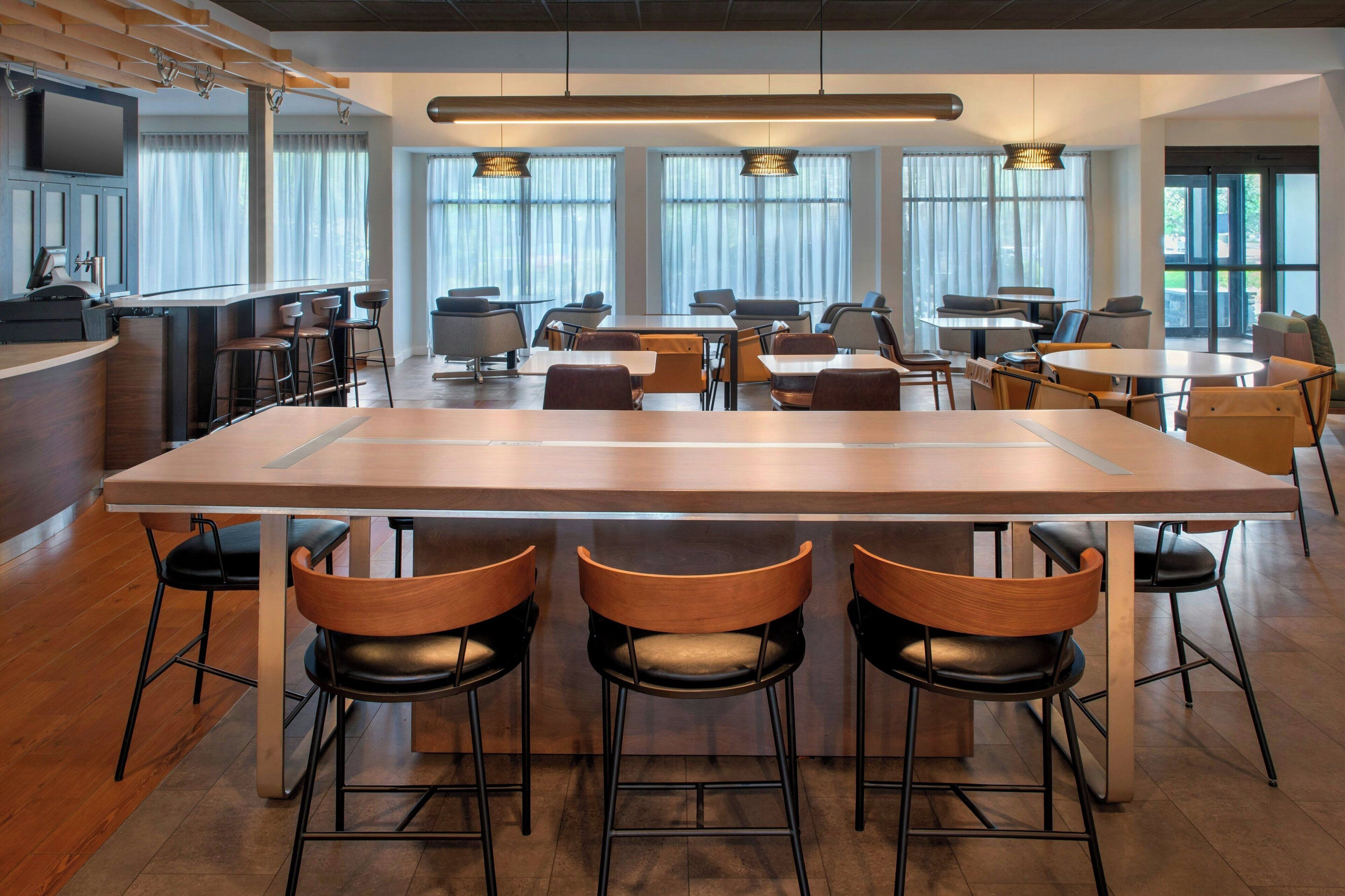 Breakfast and dinner served, American cuisine