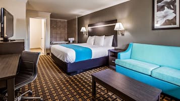 Suite, 1 King Bed, Non Smoking, Jetted Tub | In-room safe, blackout drapes, iron/ironing board