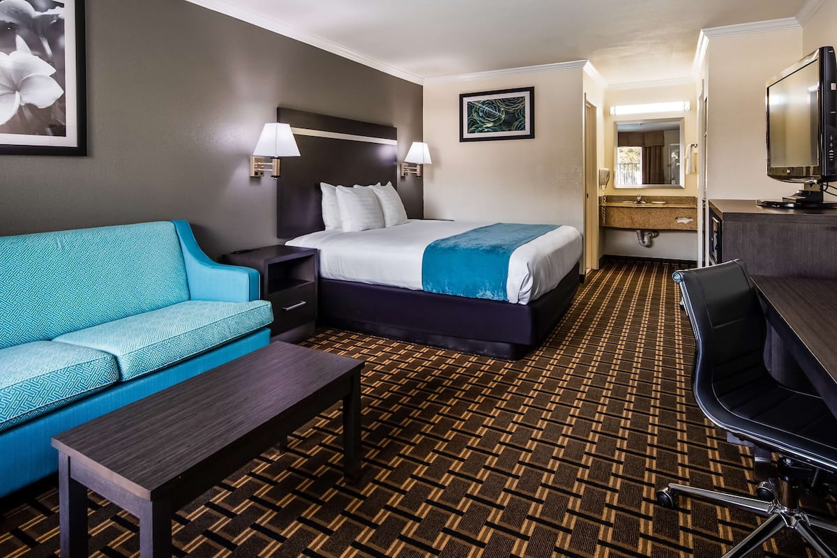 In-room safe, blackout drapes, iron/ironing board