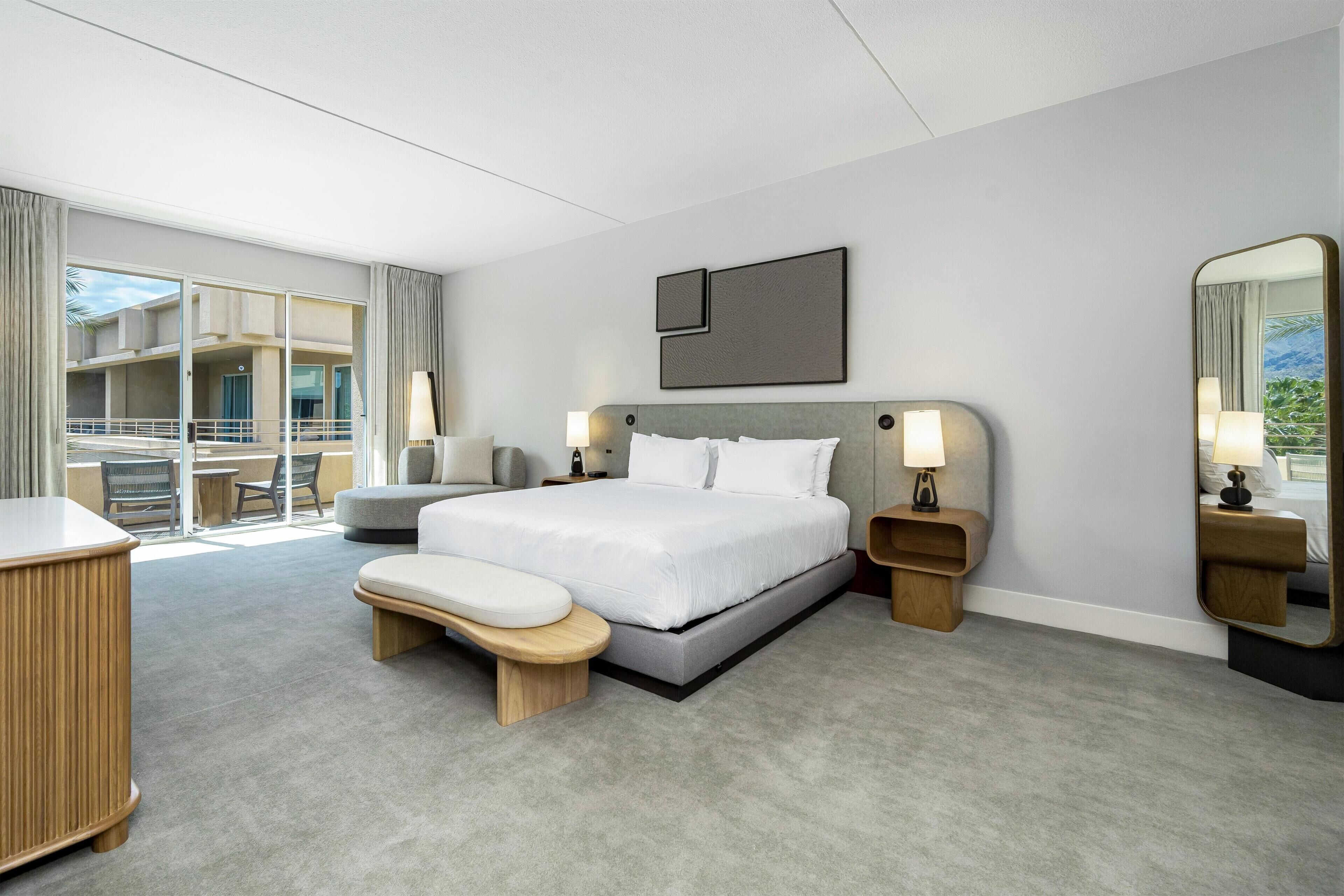 Suite Majestueuse | Literie hypoallergénique, coffres-forts dans les chambres, bureau