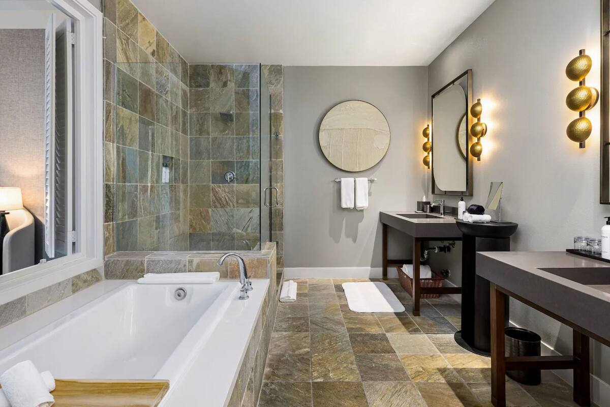 presidential villa | bathroom | separate bathtub and shower, free toiletries, hair dryer, bathrobes