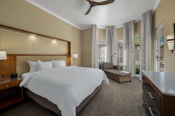 One Bedroom Villa with 1 King Bed | Hypo-allergenic bedding, in-room safe, desk, blackout drapes at Grand Hyatt Indian Wells Resort & Villas