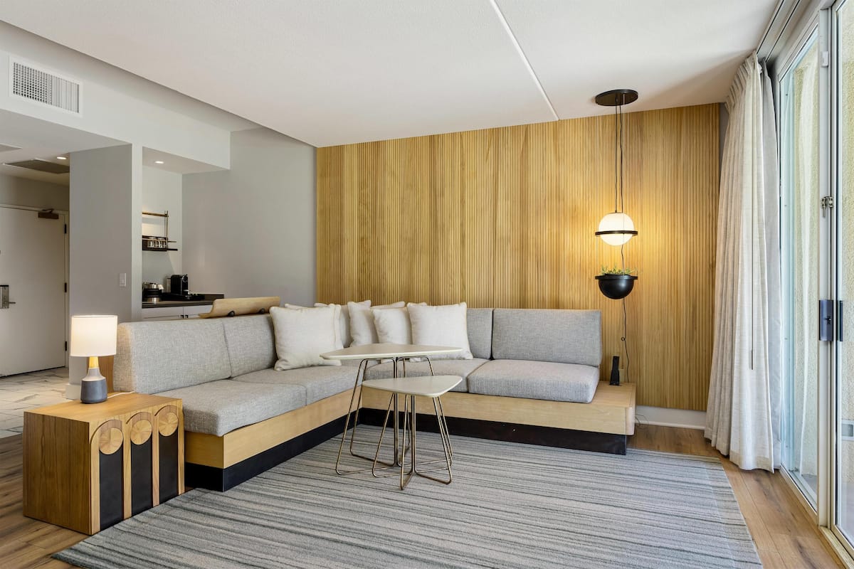 Phòng Suite Grand | 1 phòng ngủ, bộ đồ giường kháng dị ứng, két bảo mật tại phòng, bàn