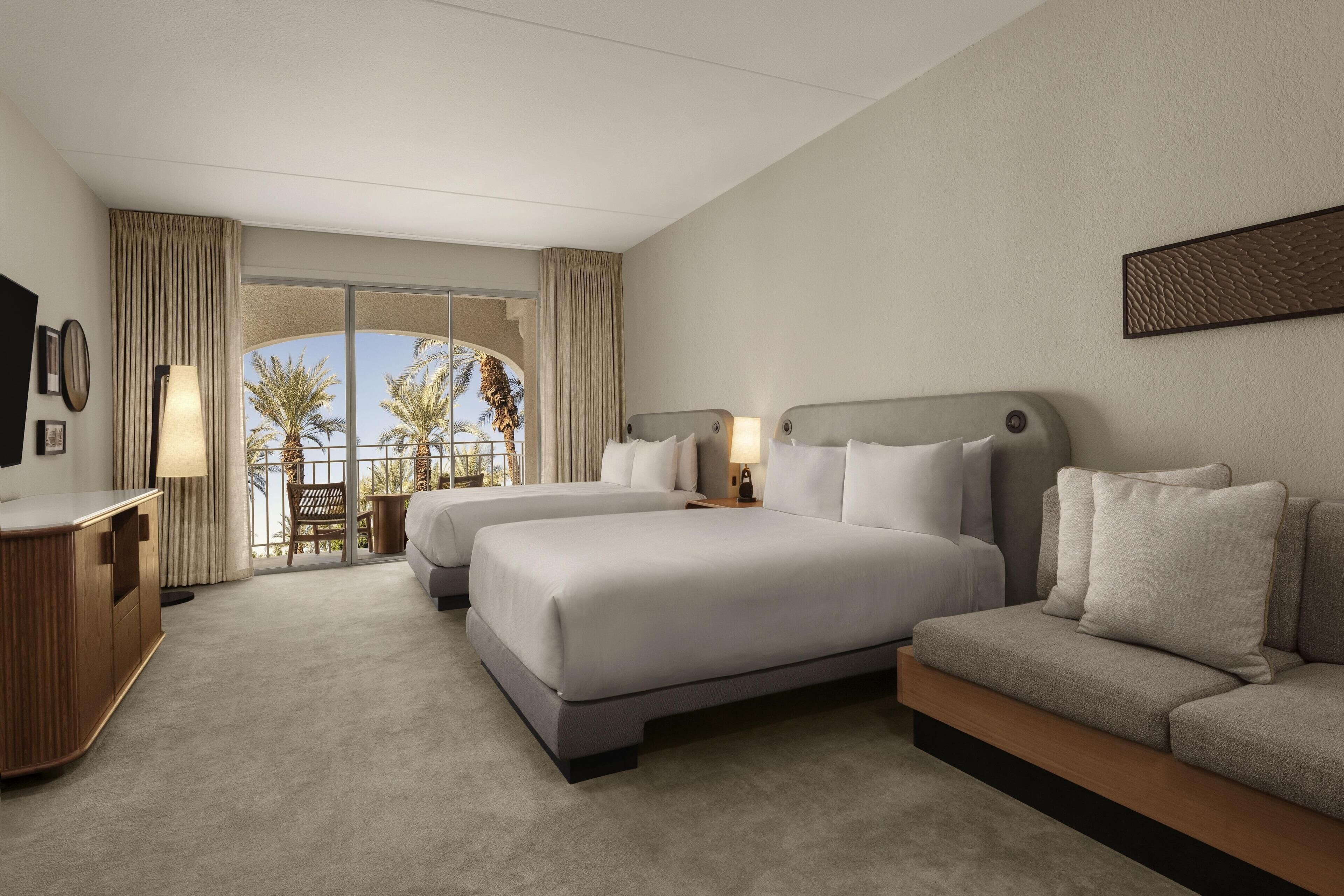 Room, 2 Queen Beds (Shower)