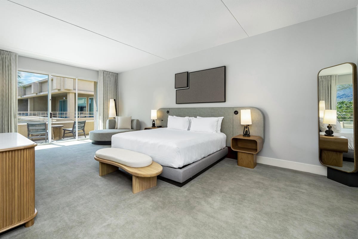 Suite Majestueuse | Literie hypoallergénique, coffres-forts dans les chambres, bureau