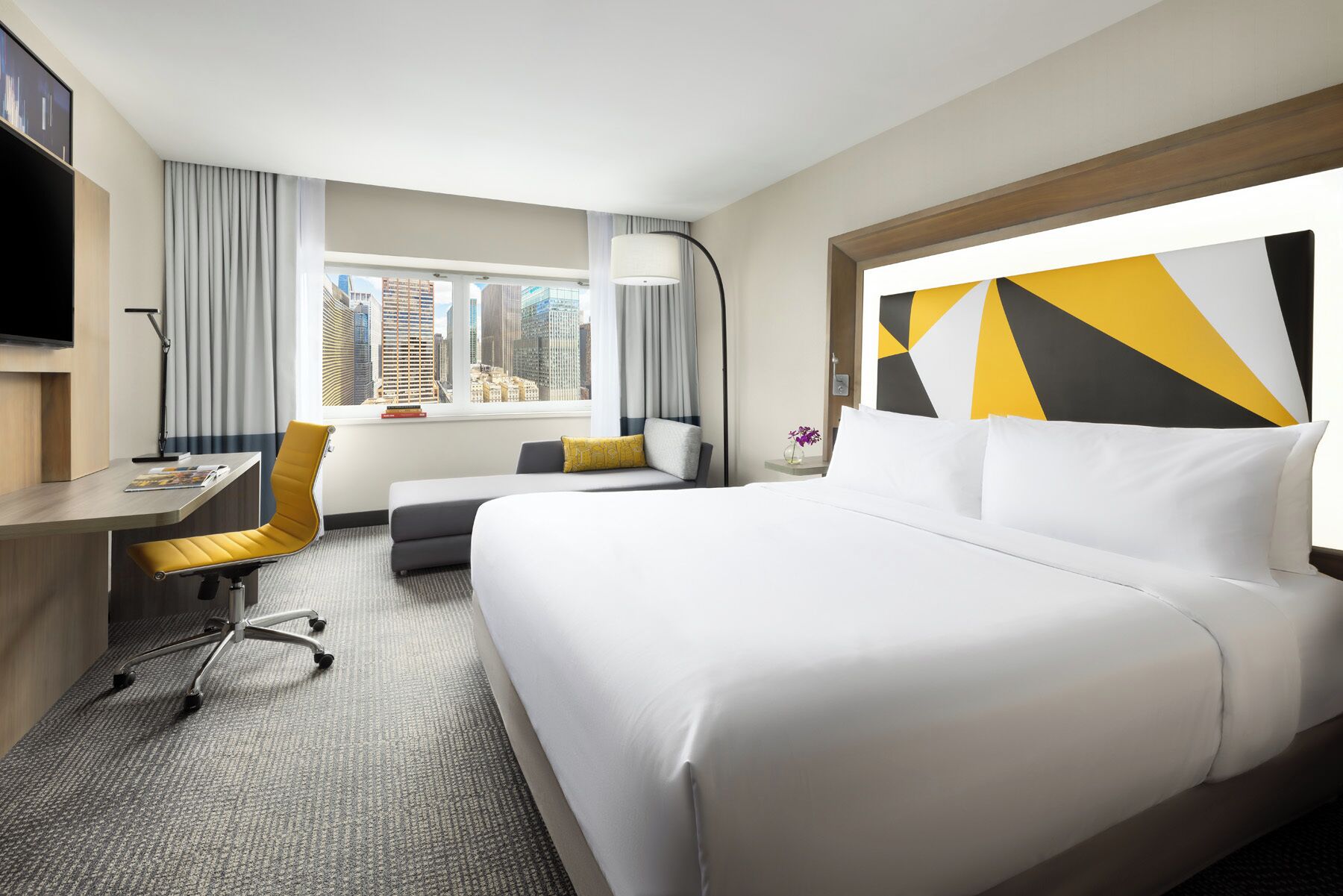 Hypo-allergenic bedding, in-room safe, desk, blackout curtains