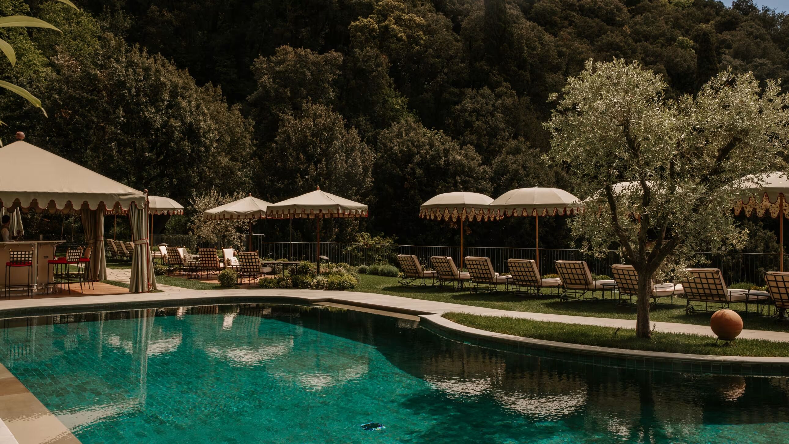 Outdoor pool, sun loungers