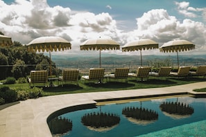 Outdoor pool, pool loungers