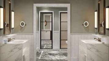 Suite (Botanica) | Bathroom | Combined shower/tub, rainfall showerhead, hair dryer, bathrobes