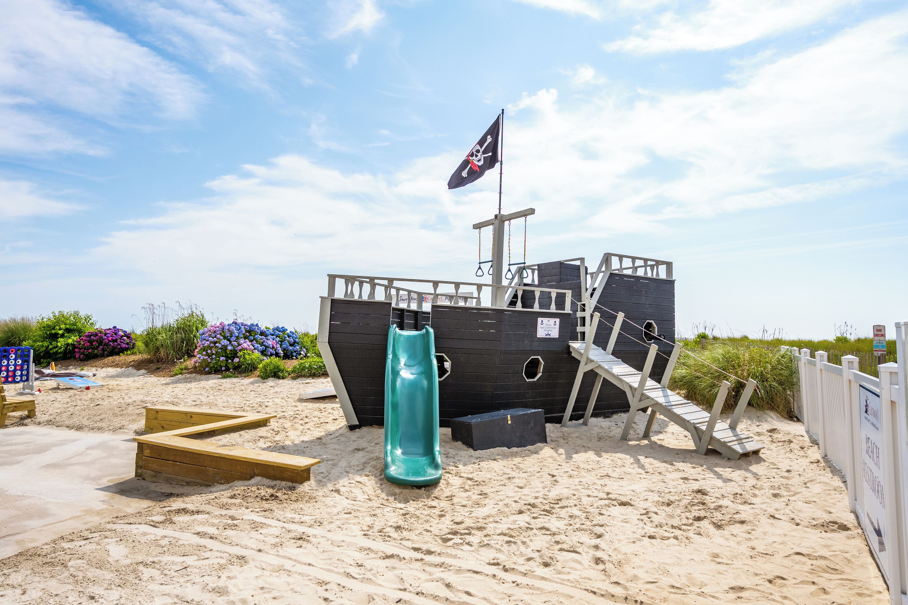 Children’s play area – outdoor