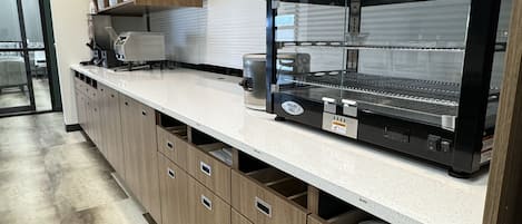Petit déjeuner à emporter compris tous les jours