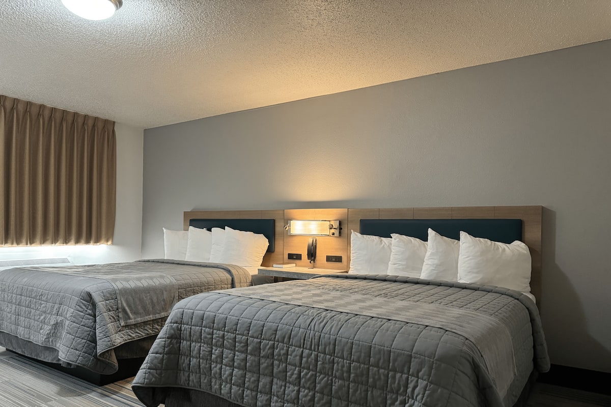 Desk, iron/ironing board, free WiFi, bed sheets
