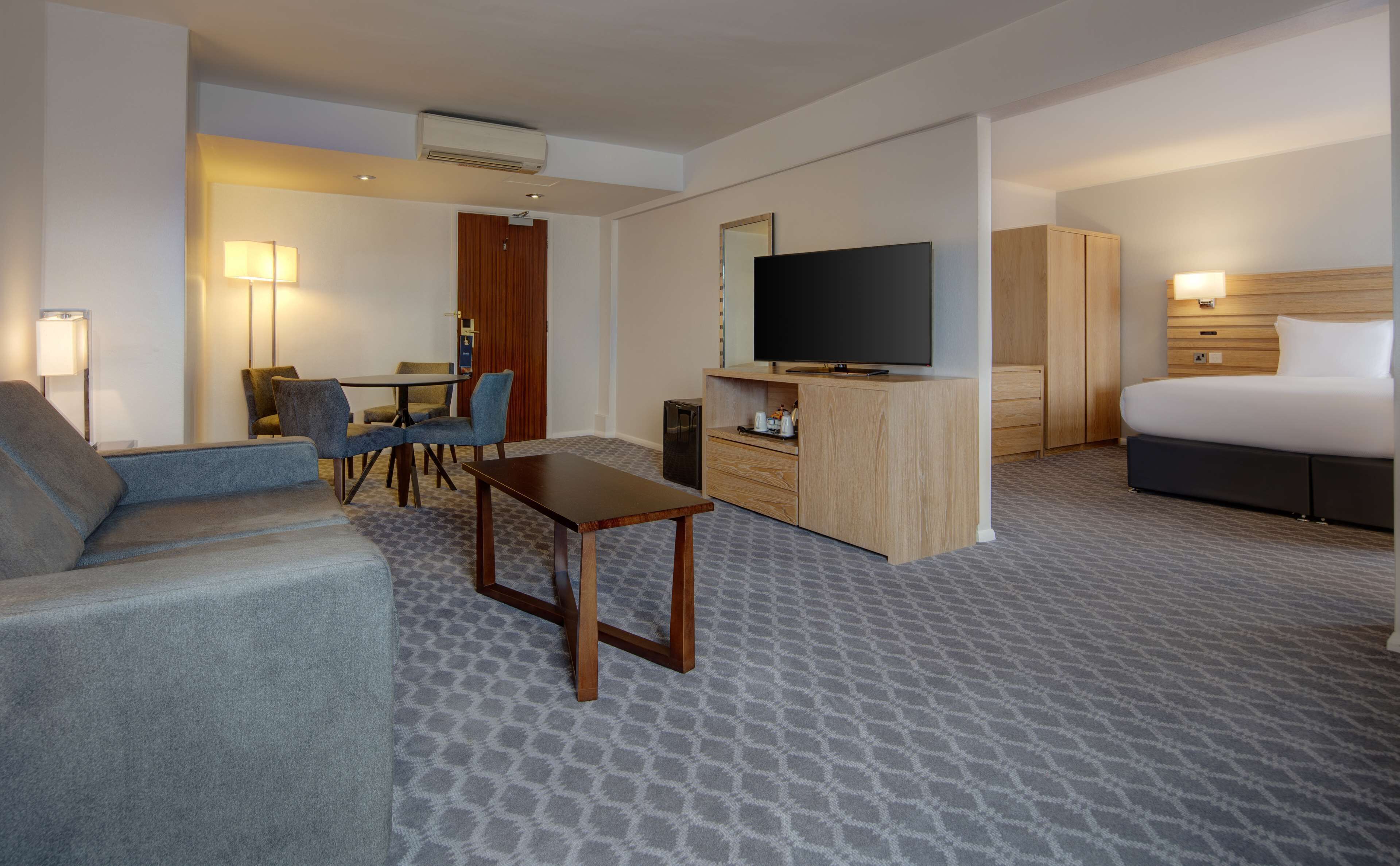 Photo - Hilton London Watford