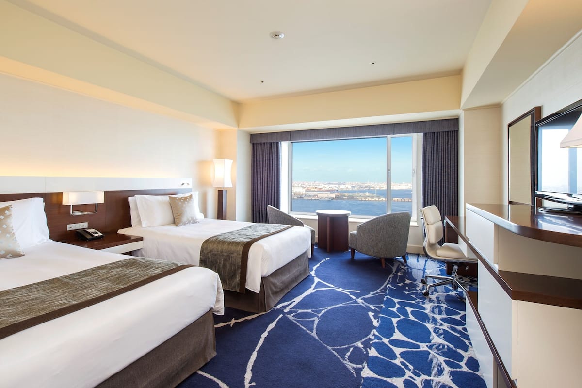 Premium Room, 2 Twin Beds, Harbor View (High Floor) | Minibar, in-room safe, desk, laptop workspace