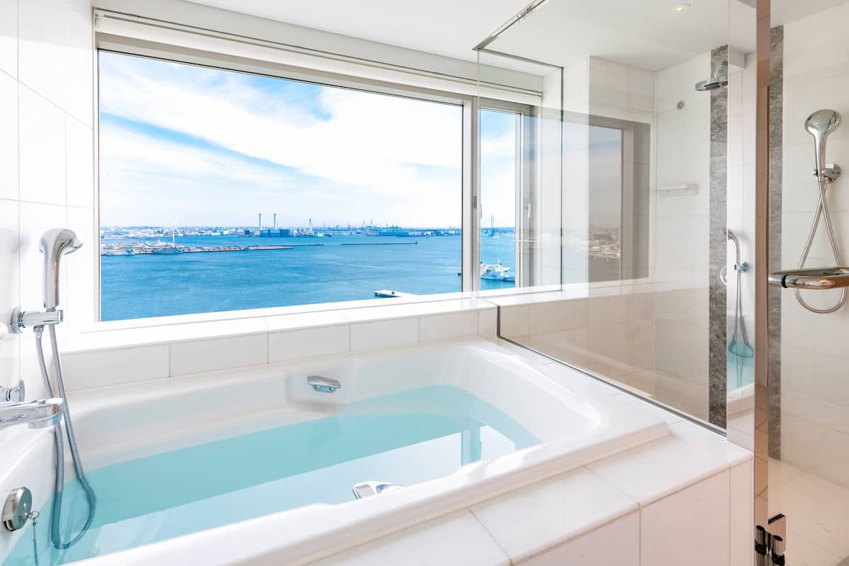 1 bedroom, minibar, in-room safe, desk