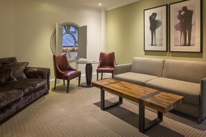 Suite, 1 Bedroom (View of the Square) | Egyptian cotton sheets, premium bedding, in-room safe, desk