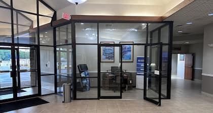 Baymont Inn and Suites by Wyndham Farmington, MO