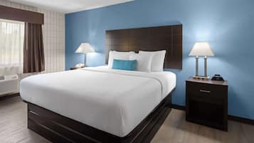 1 bedroom, desk, laptop workspace, blackout curtains