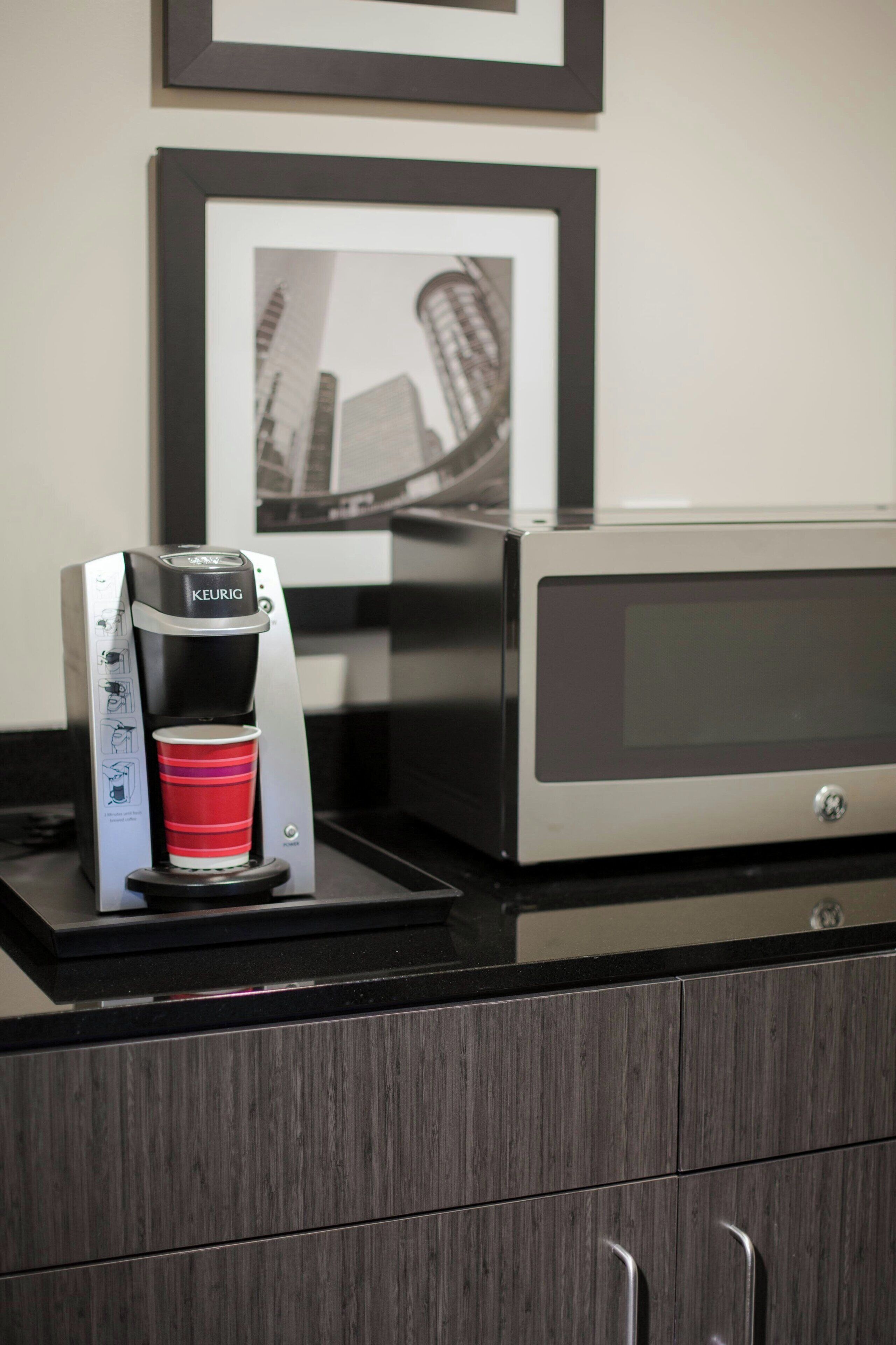 1 bedroom, egyptian cotton sheets, premium bedding, down duvets