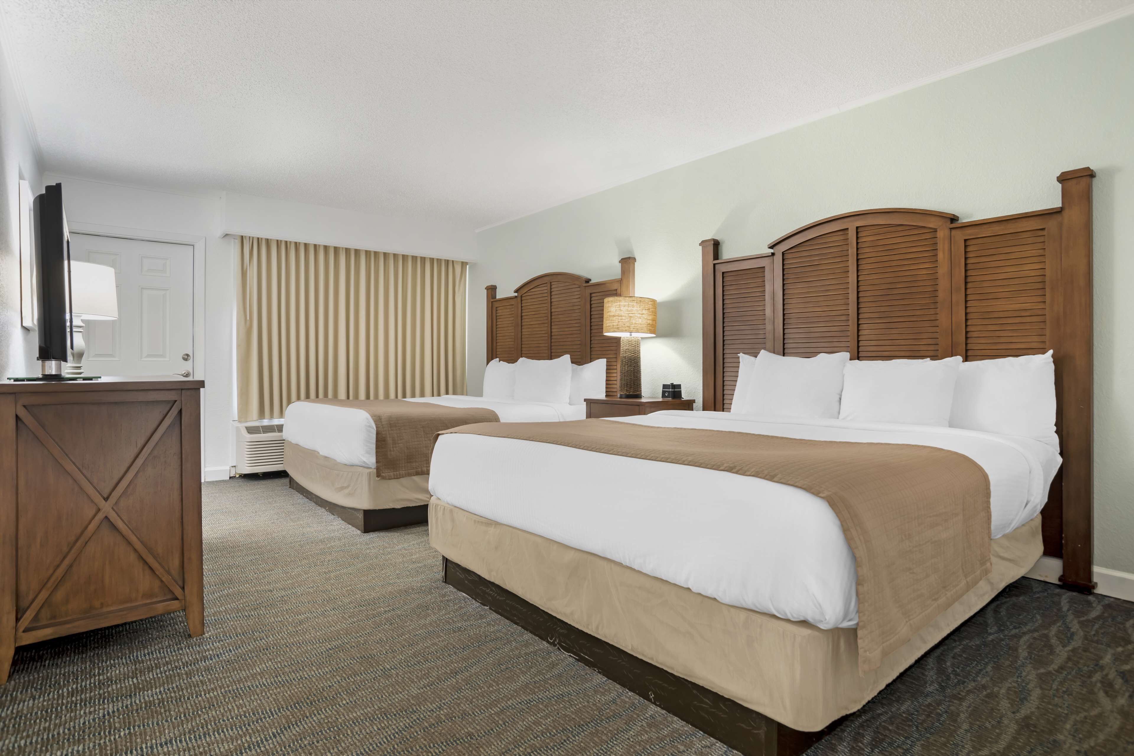 suite, multiple beds, non smoking, kitchenette (street view) | blackout curtains, iron/ironing board, cots/infant beds, rollaway beds