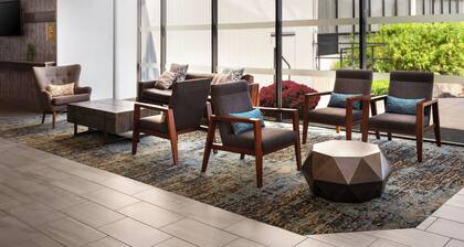 Four Points by Sheraton Philadelphia Northeast