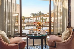 3 restaurants; breakfast, lunch and dinner served  - Hilton Luxor Resort & Spa (Luxor)