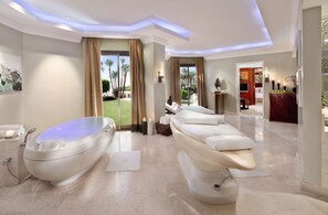 Couples treatment room(s), sauna, hot tub, body treatments, hydrotherapy