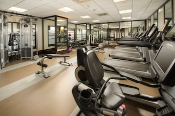 Fitness center at Skybridge Seattle Airport Hotel