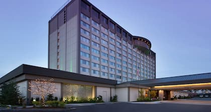 Skybridge Seattle Airport Hotel