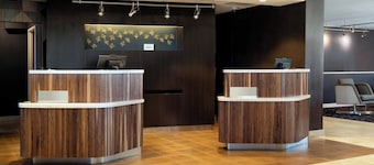 Courtyard by Marriott Bakersfield