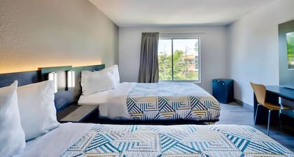 Motel 6 Virginia Beach, VA