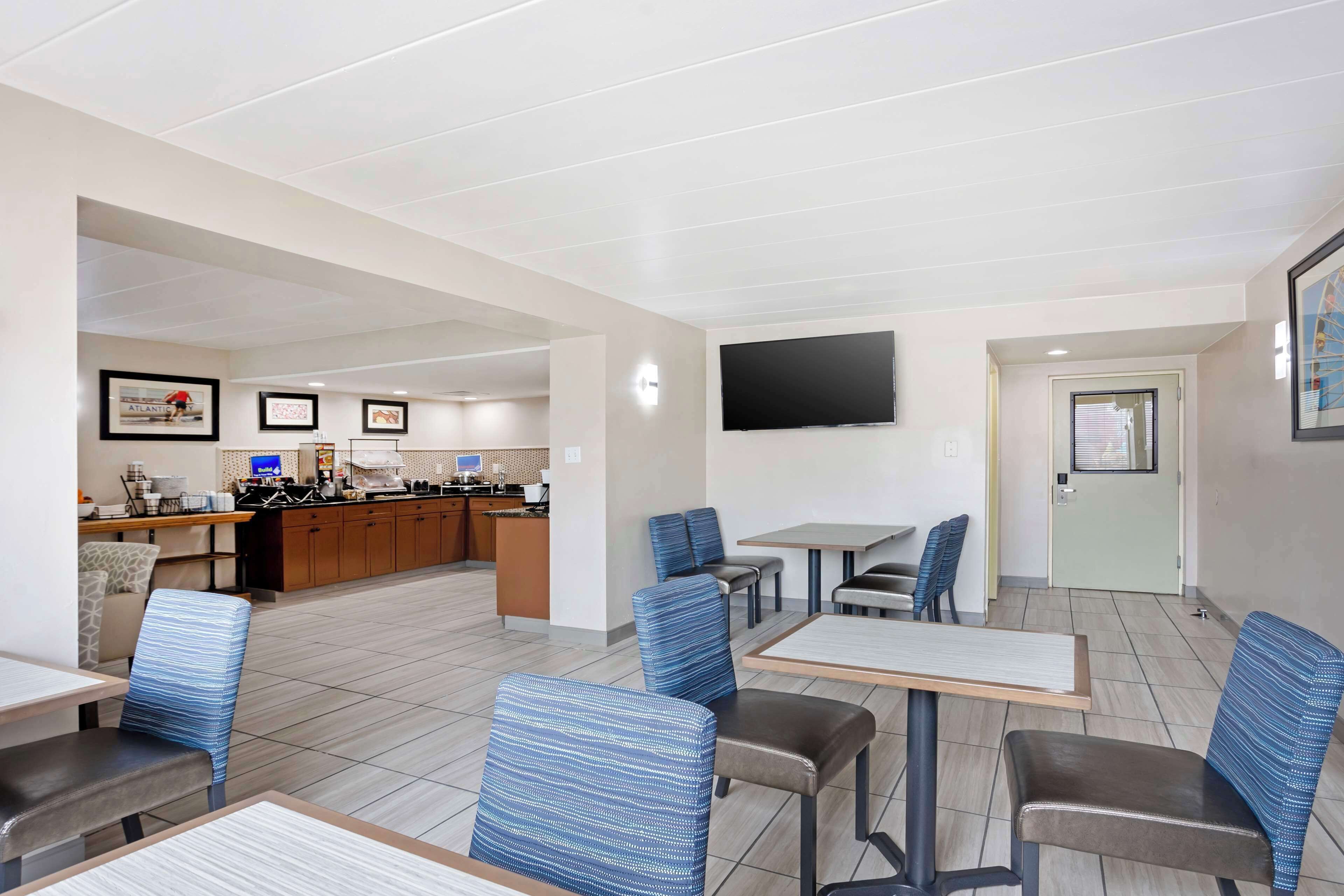 Photo - Best Western Atlantic City Beach Block