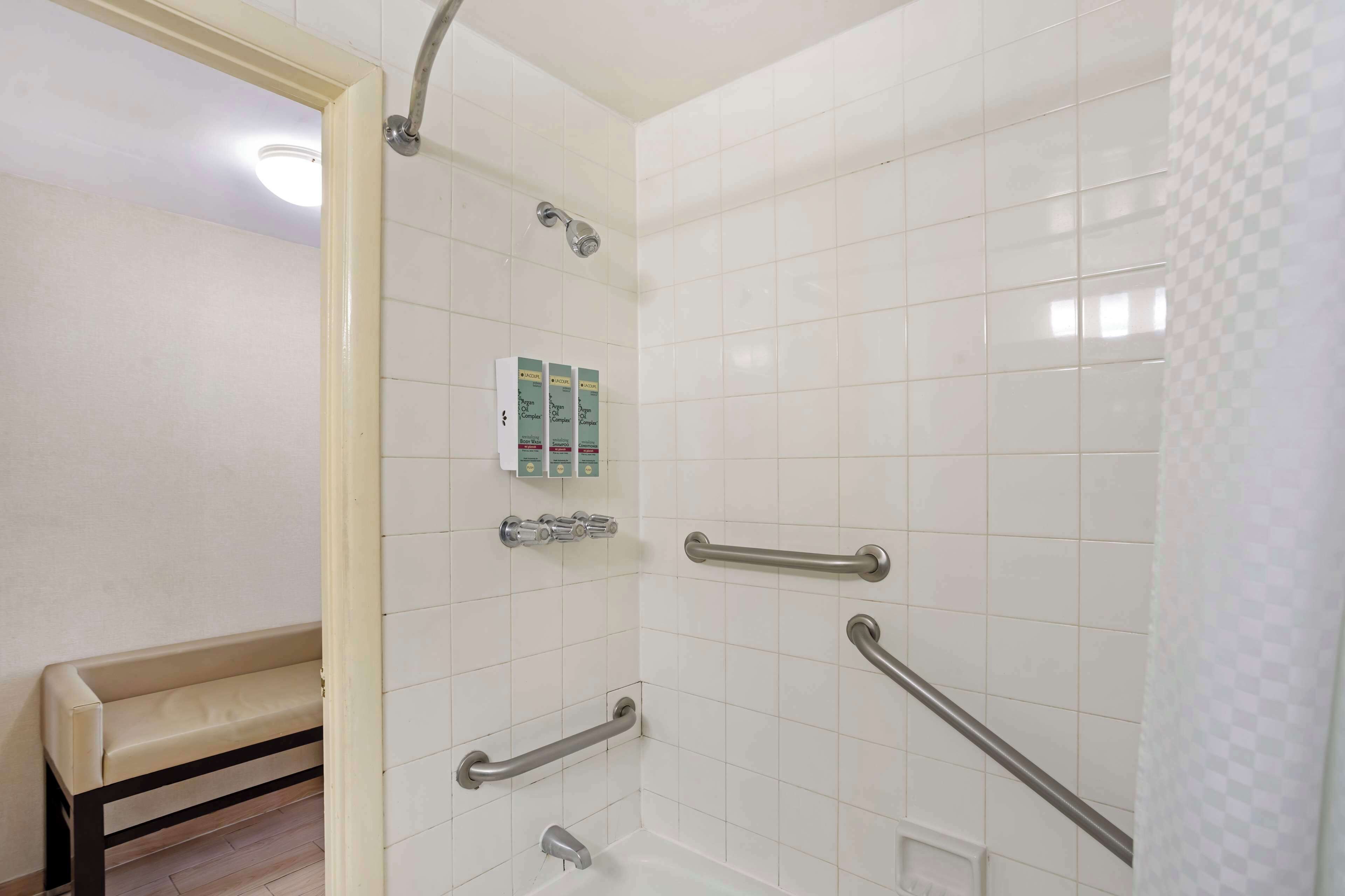 Photo - Best Western Atlantic City Beach Block